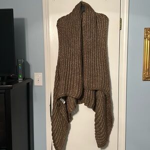 Women high low sweater vest. One size shimmery brown in color